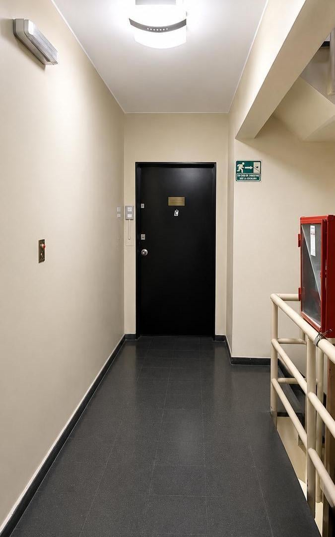 Foto de Venta Oficina con Cochera en Zona Centro, imagen 1