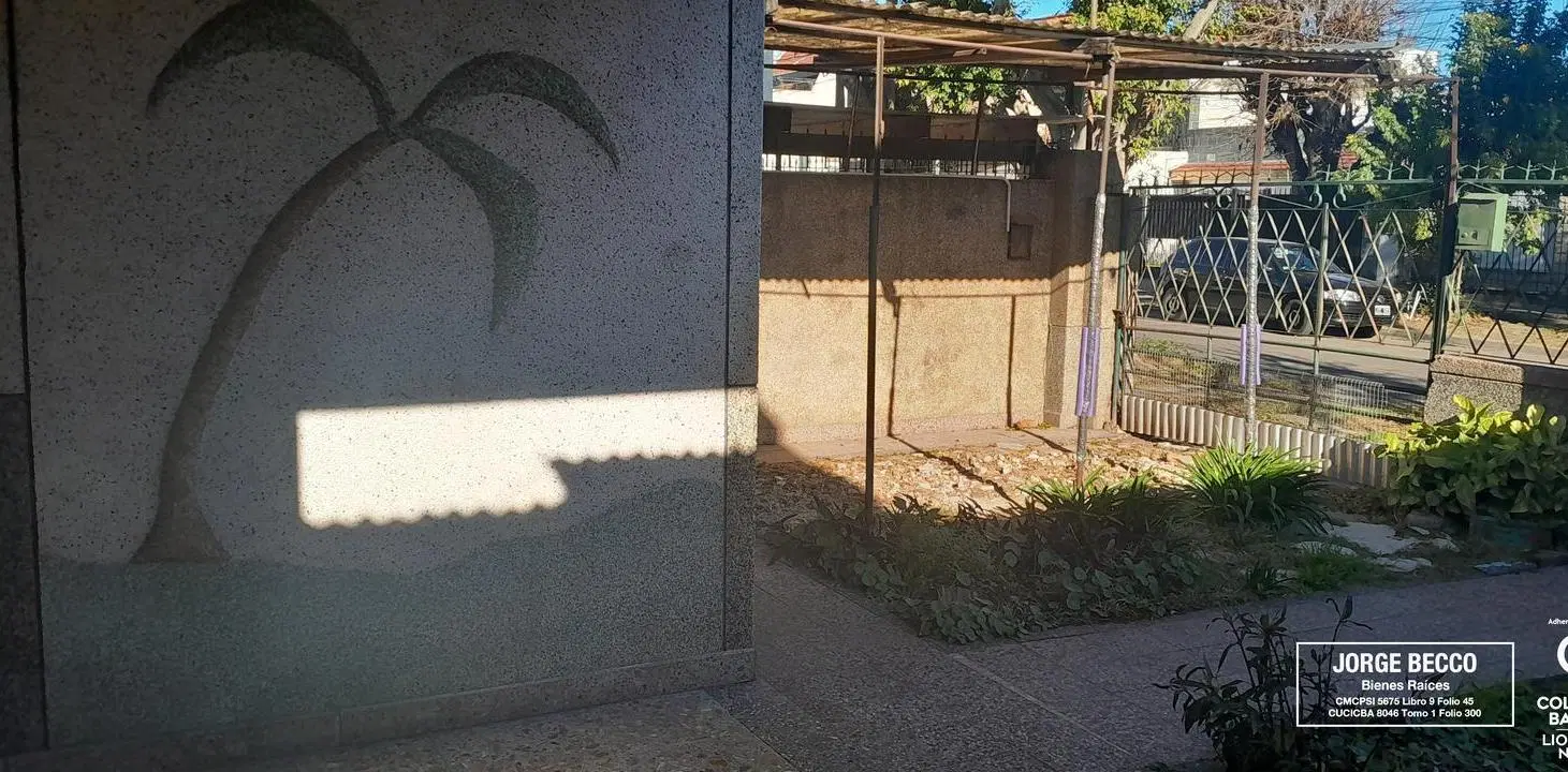 Casa en venta 4 ambientes en Jose Leon Suarez con jardin, cochera y terraza 5