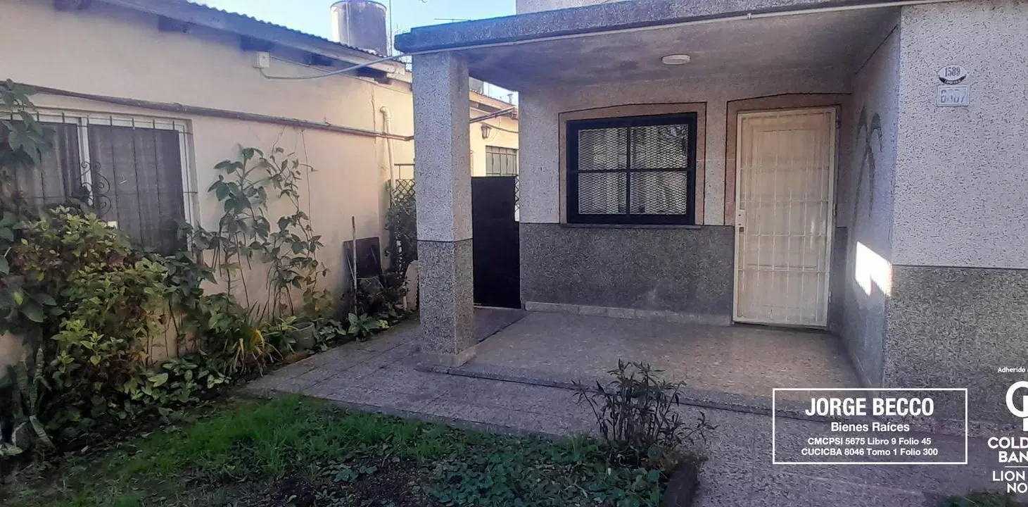 Casa en venta 4 ambientes en Jose Leon Suarez con jardin, cochera y terraza 2