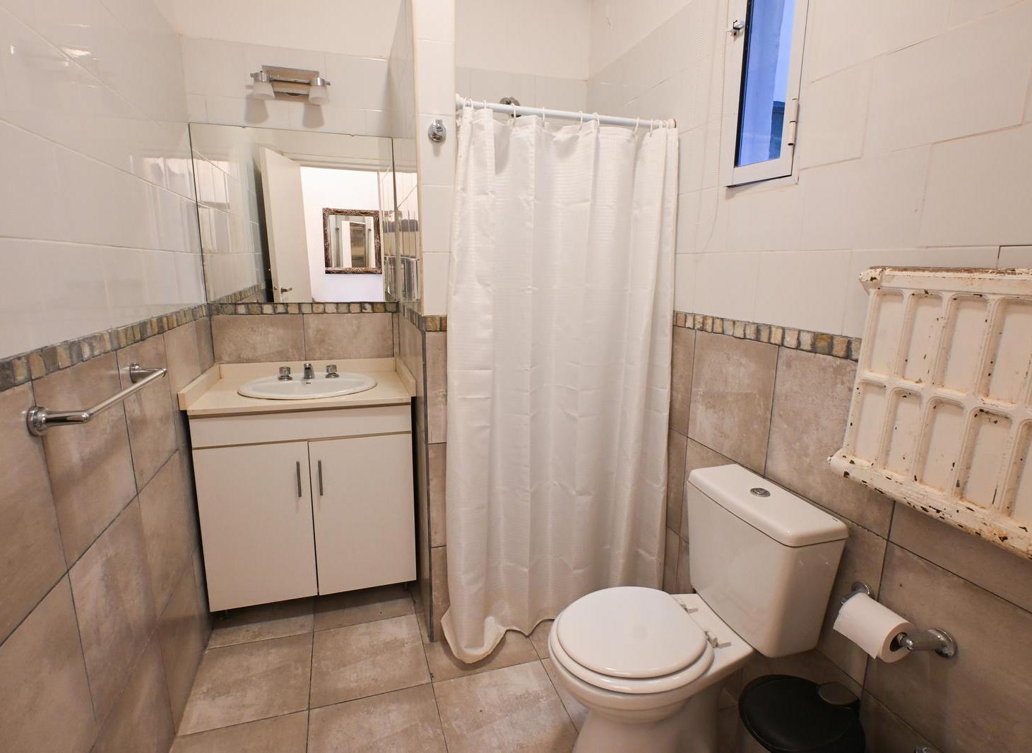 Foto de Alquiler departamento de 2 ambientes , en Retiro con muebles, imagen 3