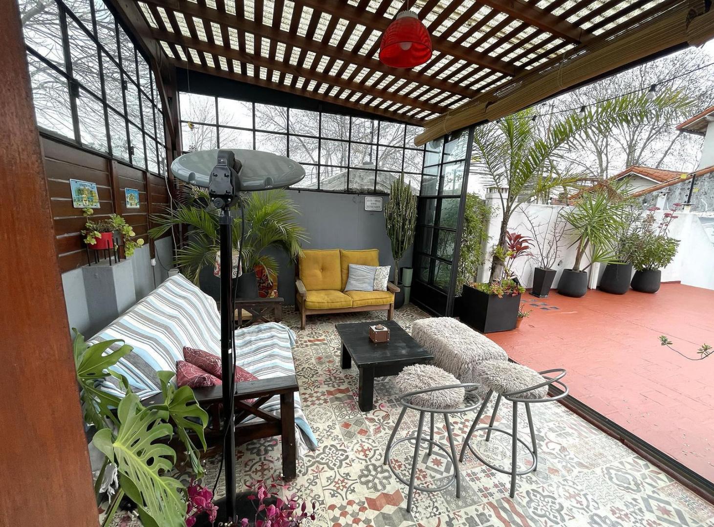 Foto de Venta Casa 3 Amb con Patio, Terraza y Quincho - Munro, imagen 1
