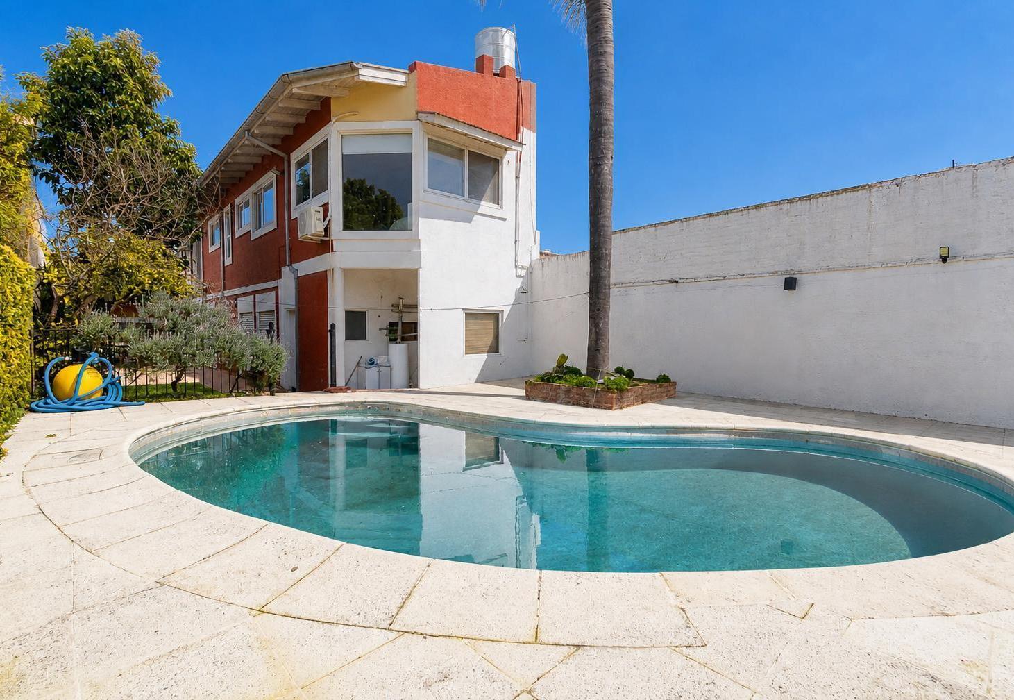 Foto de Oportunidad Casa 6 ambientes con Pileta en Martinez, imagen 4