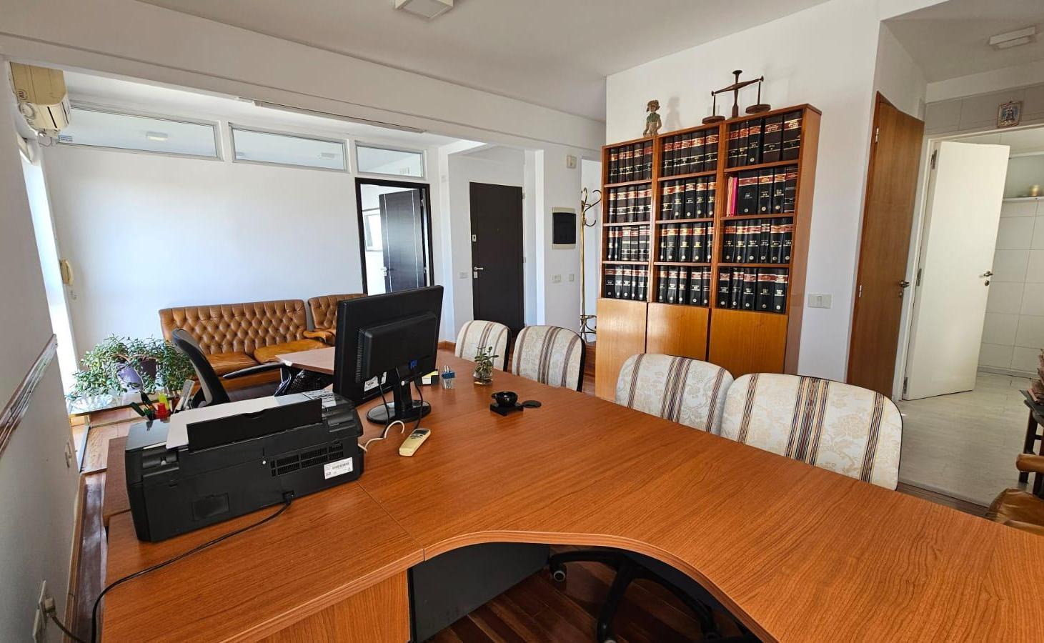 Foto de Venta Departamento de 3 ambientes en Vicente Lopez, imagen 2