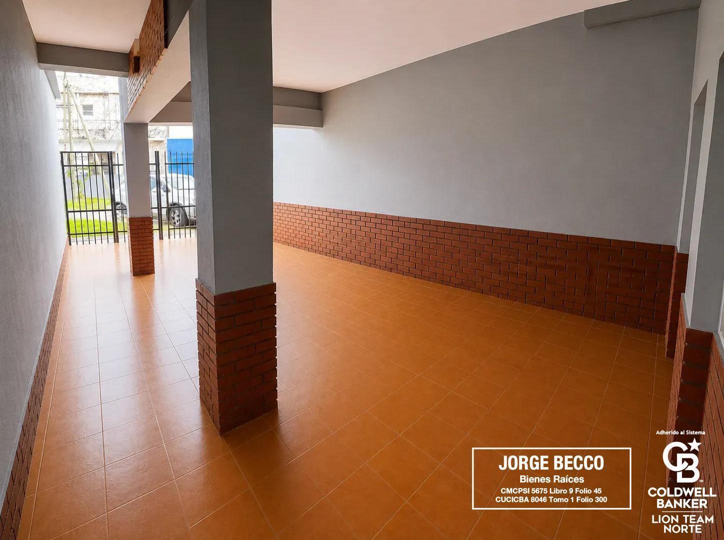 Foto de Venta casa 9 ambientes en Villa Maipu con terraza, patio y garaje, imagen 3