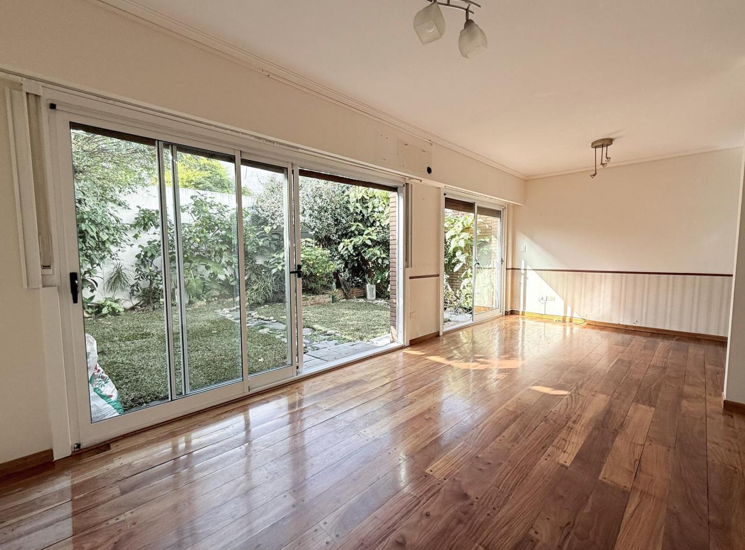 Foto de Casa en Venta Villa Devoto | 4 Ambientes mas Dependencia | Jardín, imagen 4