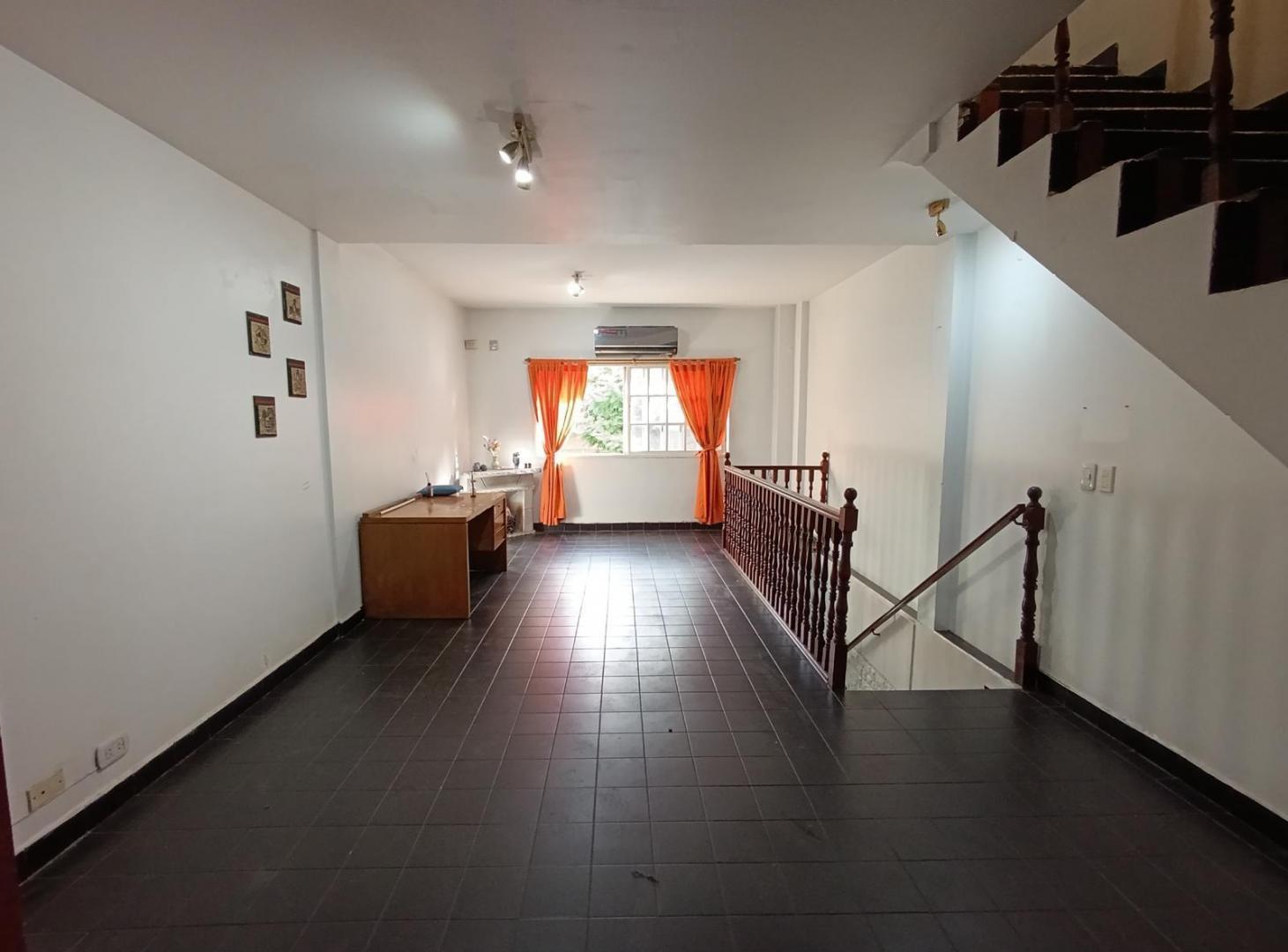 Foto de VENTA PH VILLA CRESPO 6 AMBIENTES COCHERA JARDIN TERRAZA APTO CREDITO, imagen 2