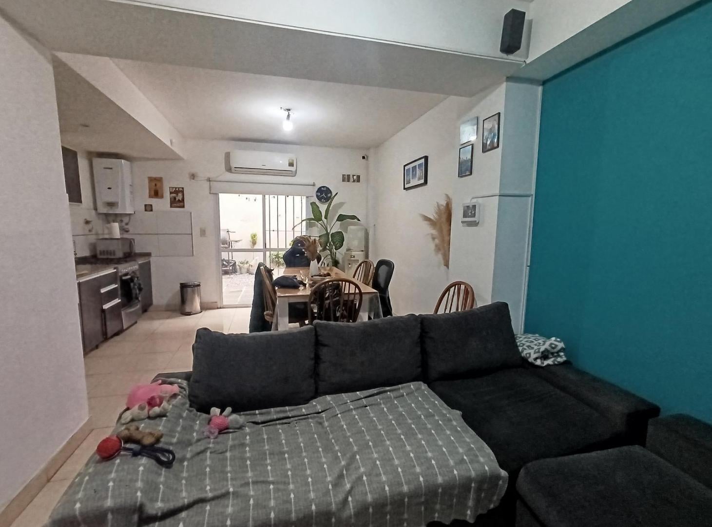 Foto de VENTA DEPARTAMENTO SARANDI 2 AMBIENTES COCHERA, imagen 5