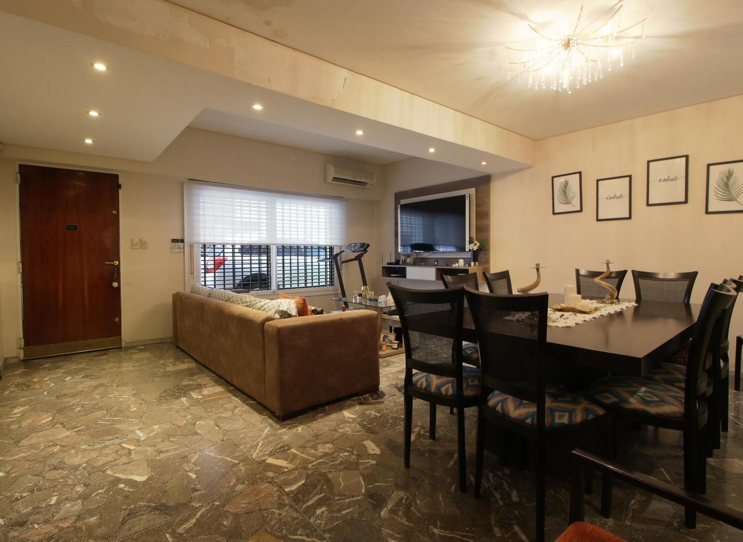 Foto de Venta Casa 5 ambientes en Velez Sarsfield, patio y cocheras, imagen 4