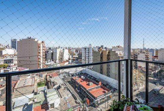 Foto de VENTA DEPARTAMENTO 4 AMBIENTES PATERNAL REFACCIONADO BALCON, imagen 1