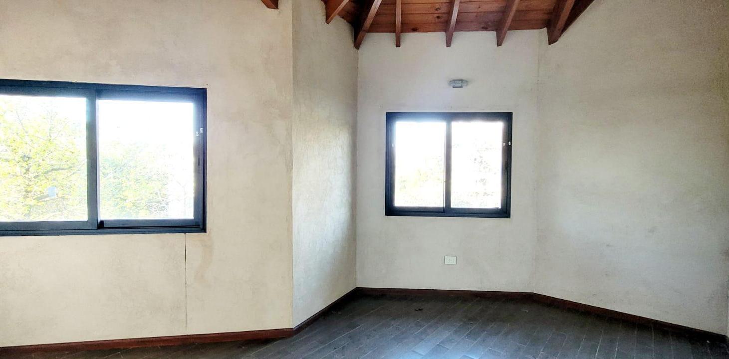 Foto de ALQUILER CASA BARRIO SEPTIEMBRE 6 AMBIENTES, imagen 2