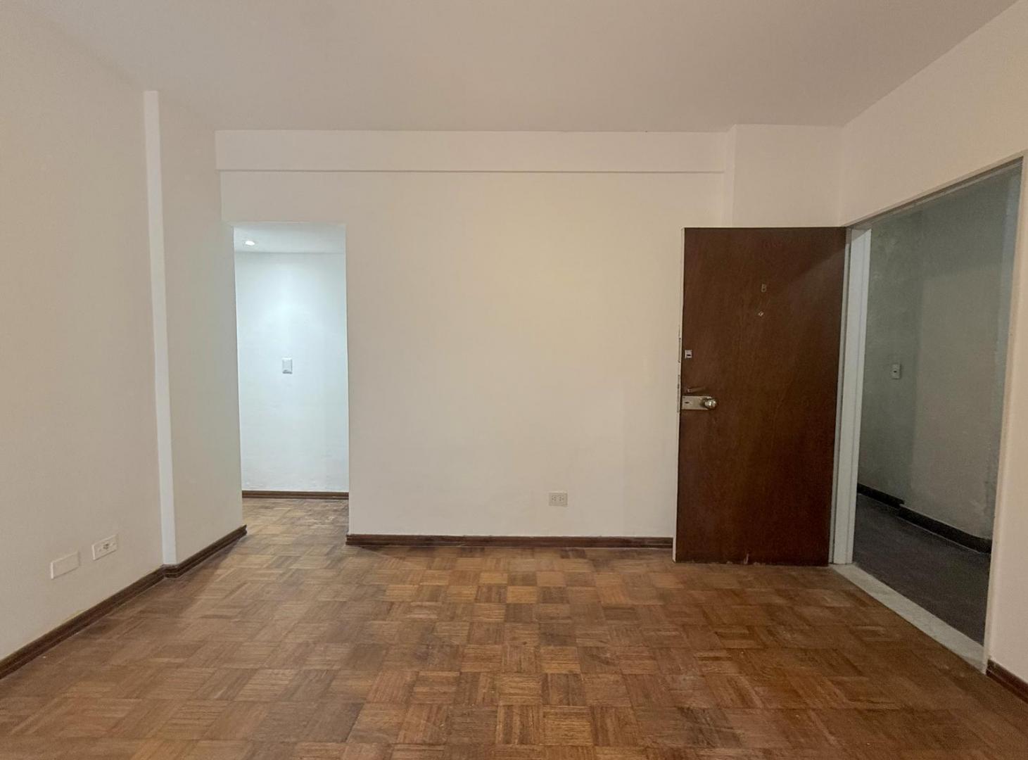 Foto de Departamento 2 ambientes – Av. Libertador 2650, Piso 4 – Olivos, imagen 3