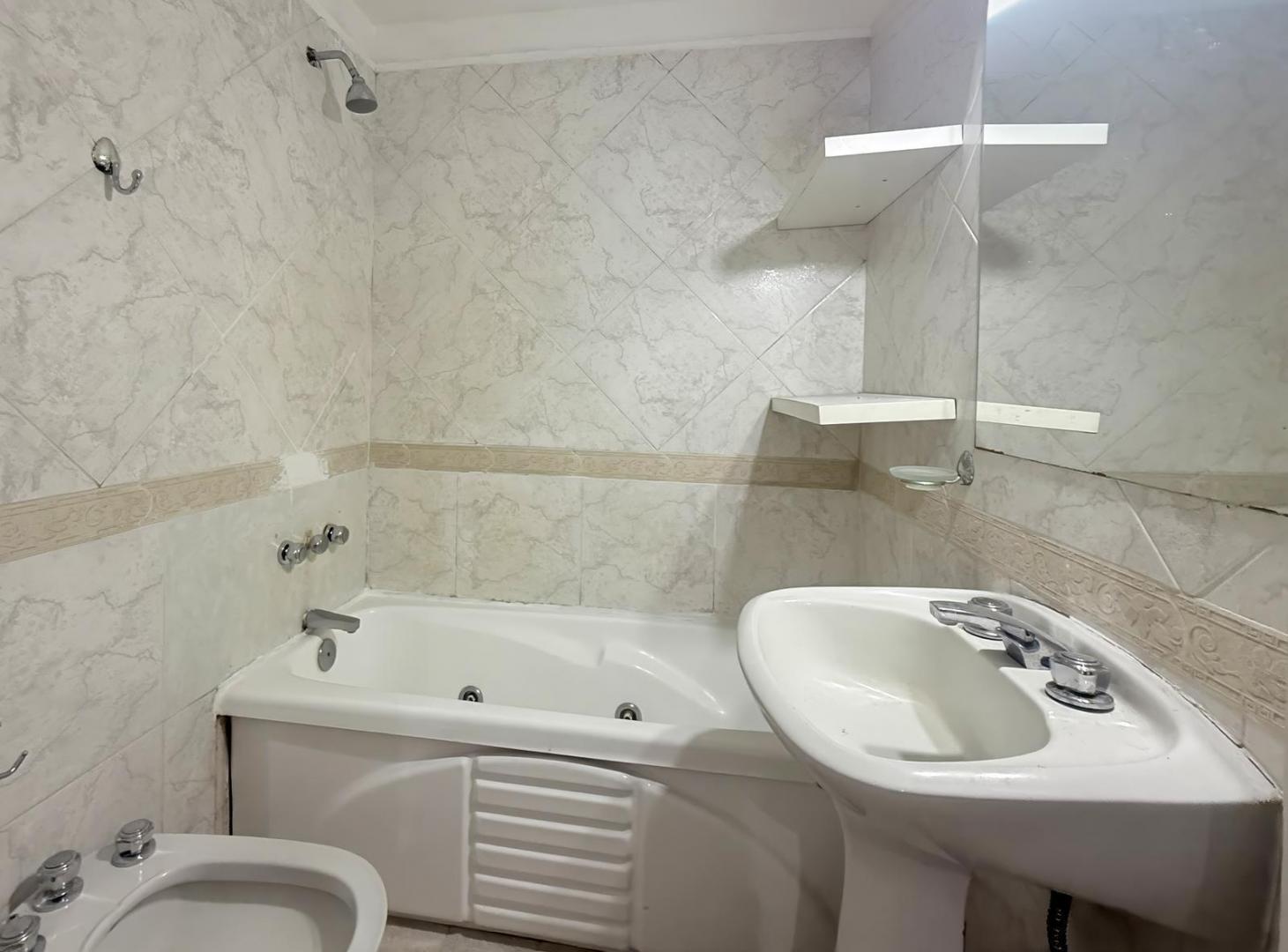 Foto de Departamento 2 ambientes – Av. Libertador 2650, Piso 4 – Olivos, imagen 5