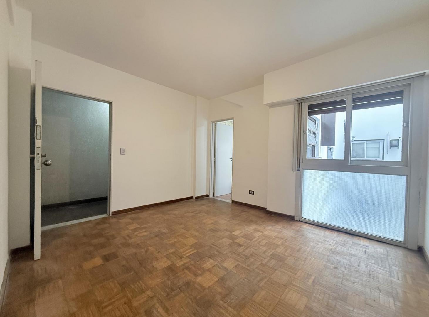 Foto de Departamento 2 ambientes – Av. Libertador 2650, Piso 4 – Olivos, imagen 2