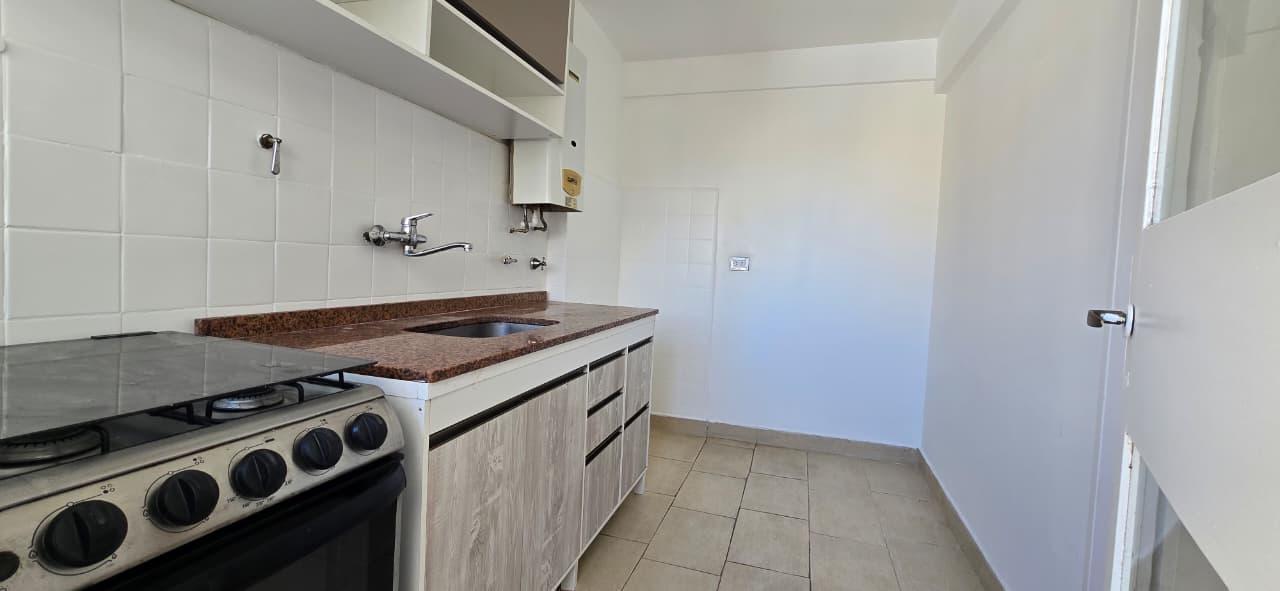 Foto de VENTA DEPARTAMENTO 2 AMBIENTES VICENTE LOPEZ, a metros de Av Maipu, imagen 4