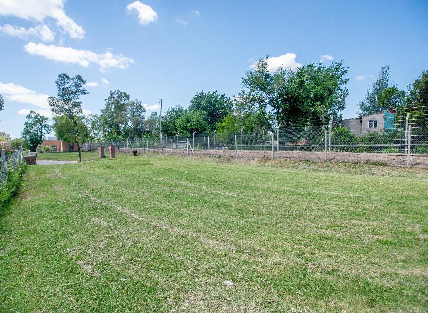 Foto de Terreno Barrio Privado Santa Emilia, imagen 3