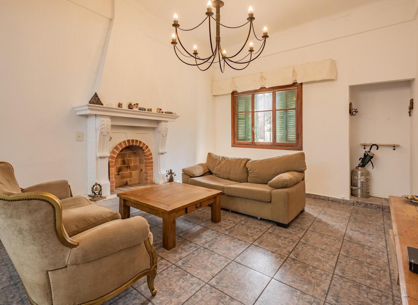 Foto de Venta Casa 5 amb con Pileta Cochera Vicente Lopez, imagen 1