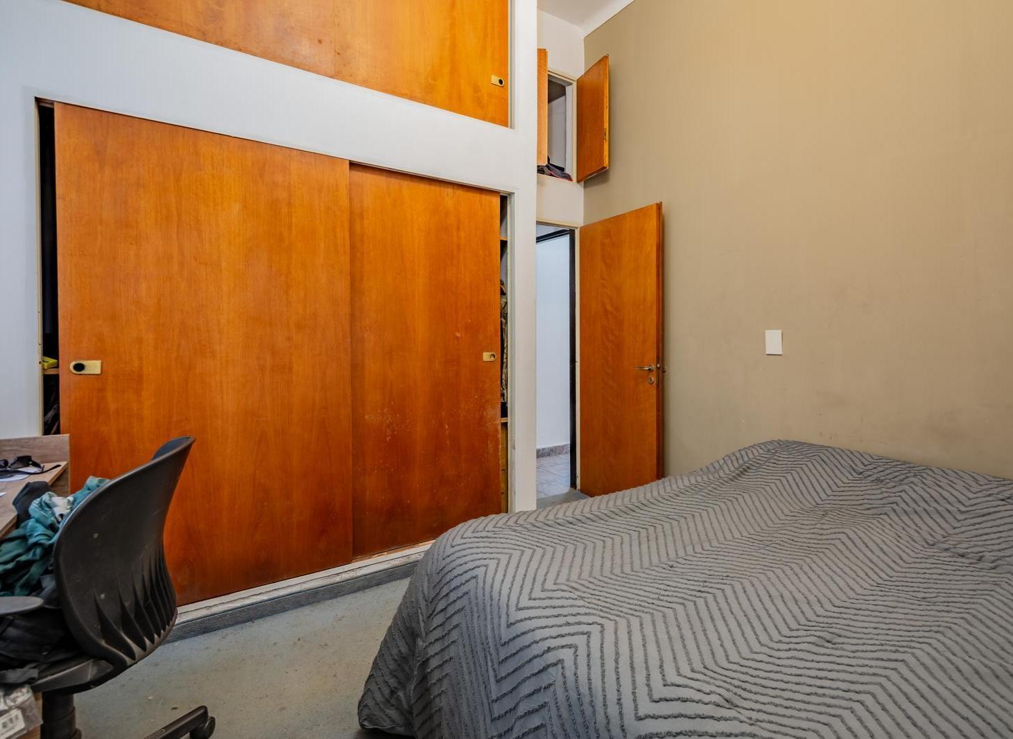 Foto de Venta Casa 5 amb con Pileta Cochera Vicente Lopez, imagen 3