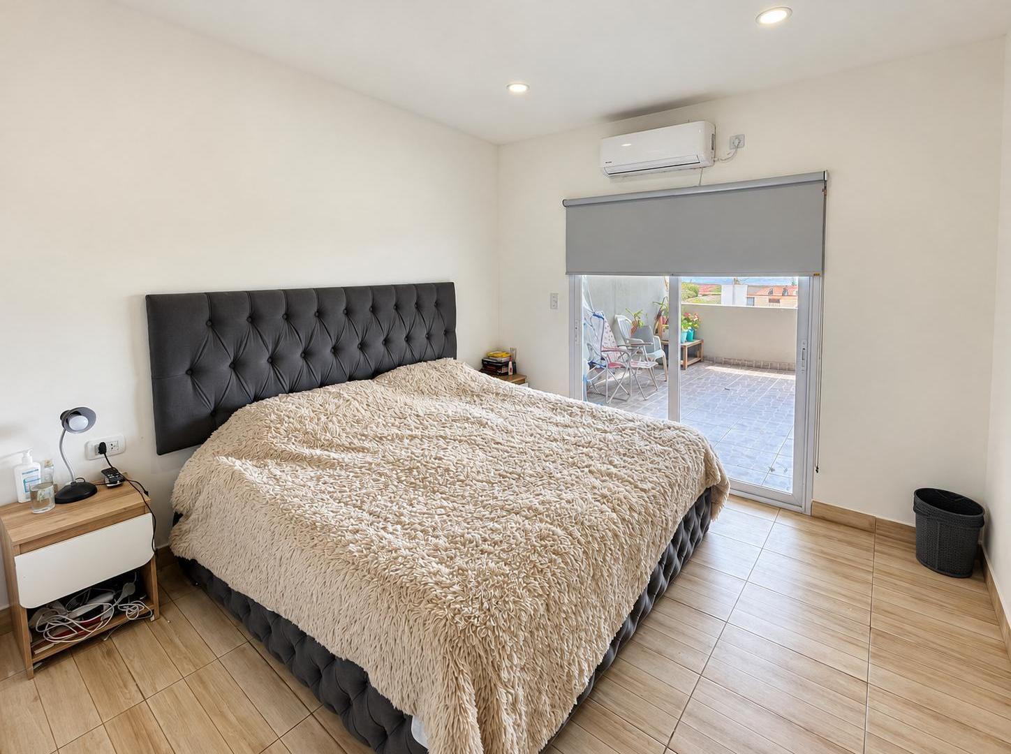 Foto de VENTA CASA 5 AMBIENTES + LOCAL COMERCIAL EN MAQUINISTA SAVIO, imagen 5