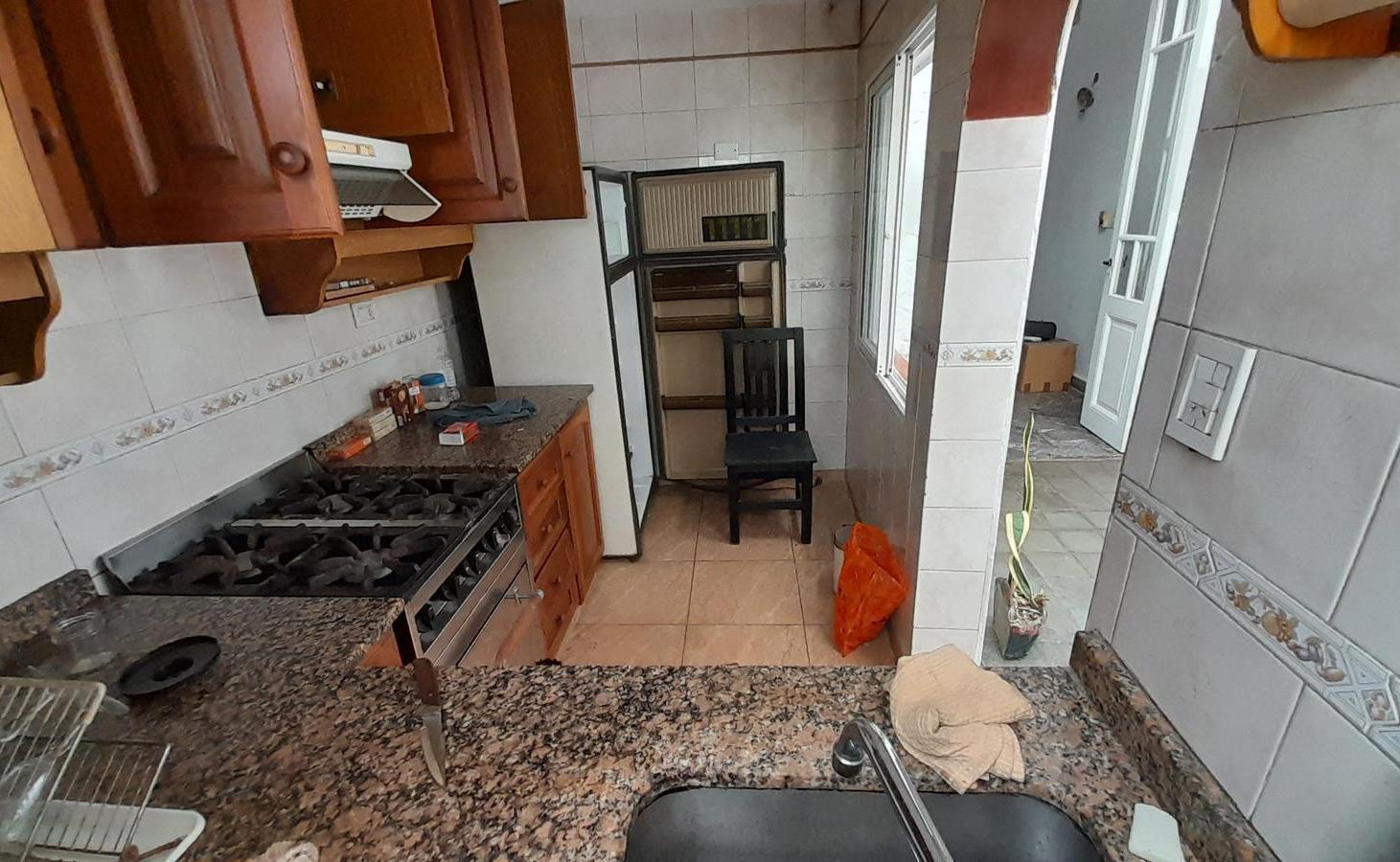 Foto de Venta PH - Charlone 100 - Luminoso y amplio. - 5 Habitaciones - Muy, imagen 4