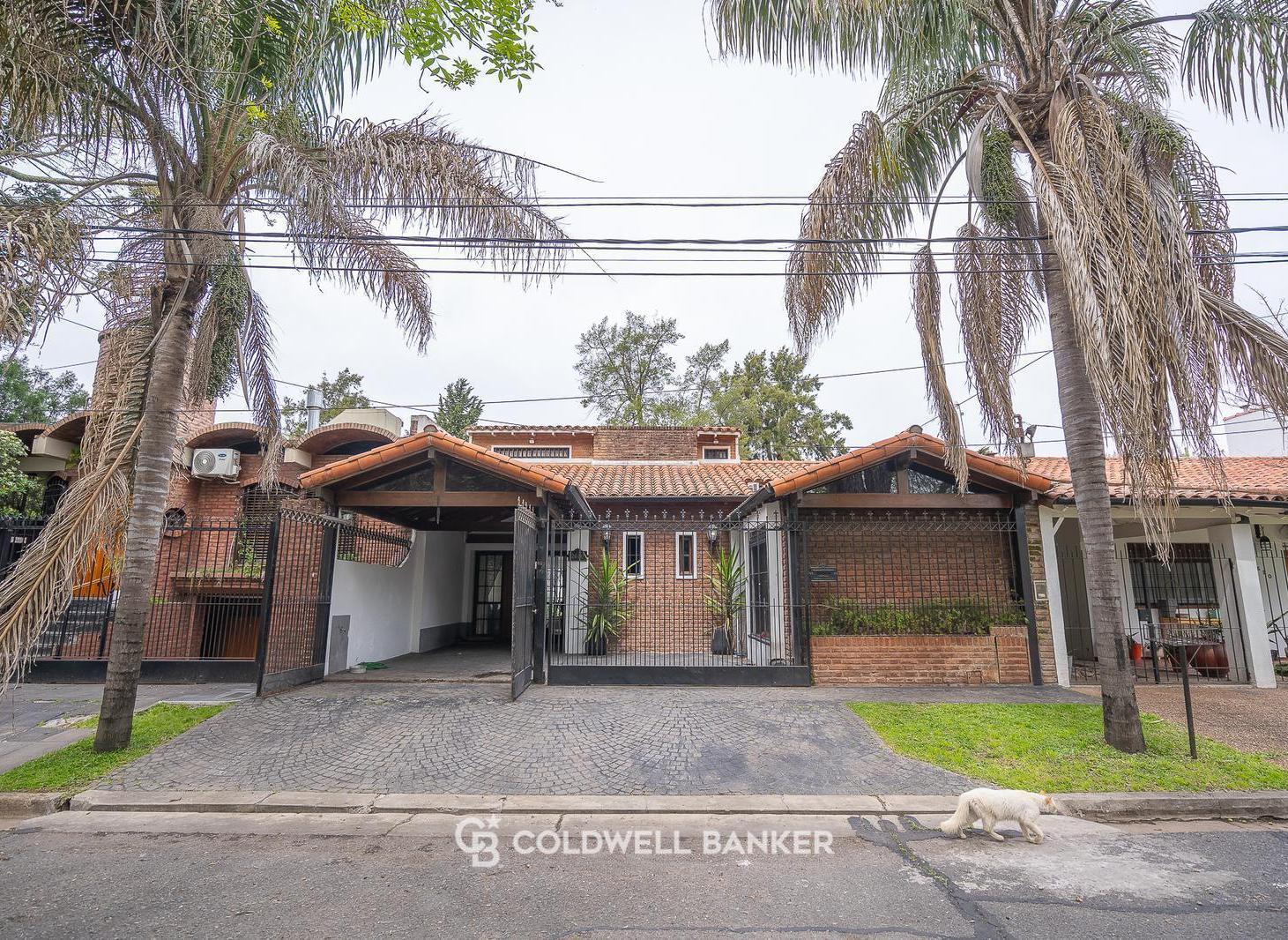Foto de Casa en venta 4 ambientes con jardín pileta y quincho OLIVOS, imagen 3