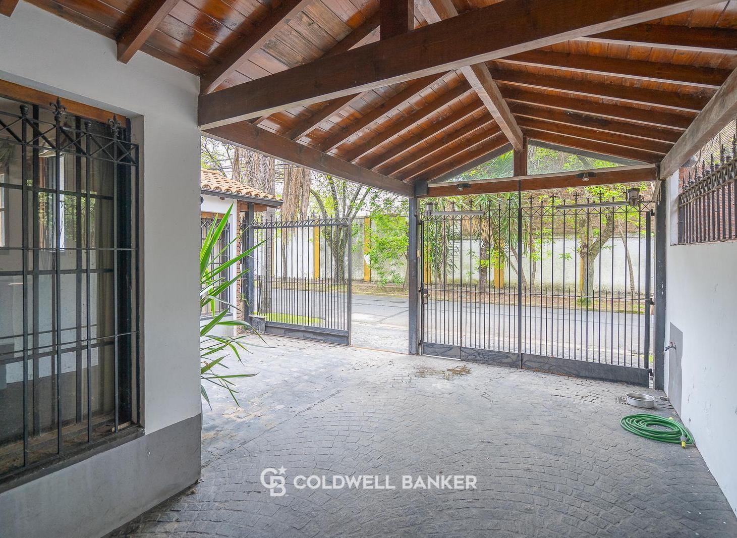 Foto de Casa en venta 4 ambientes con jardín pileta y quincho OLIVOS, imagen 4