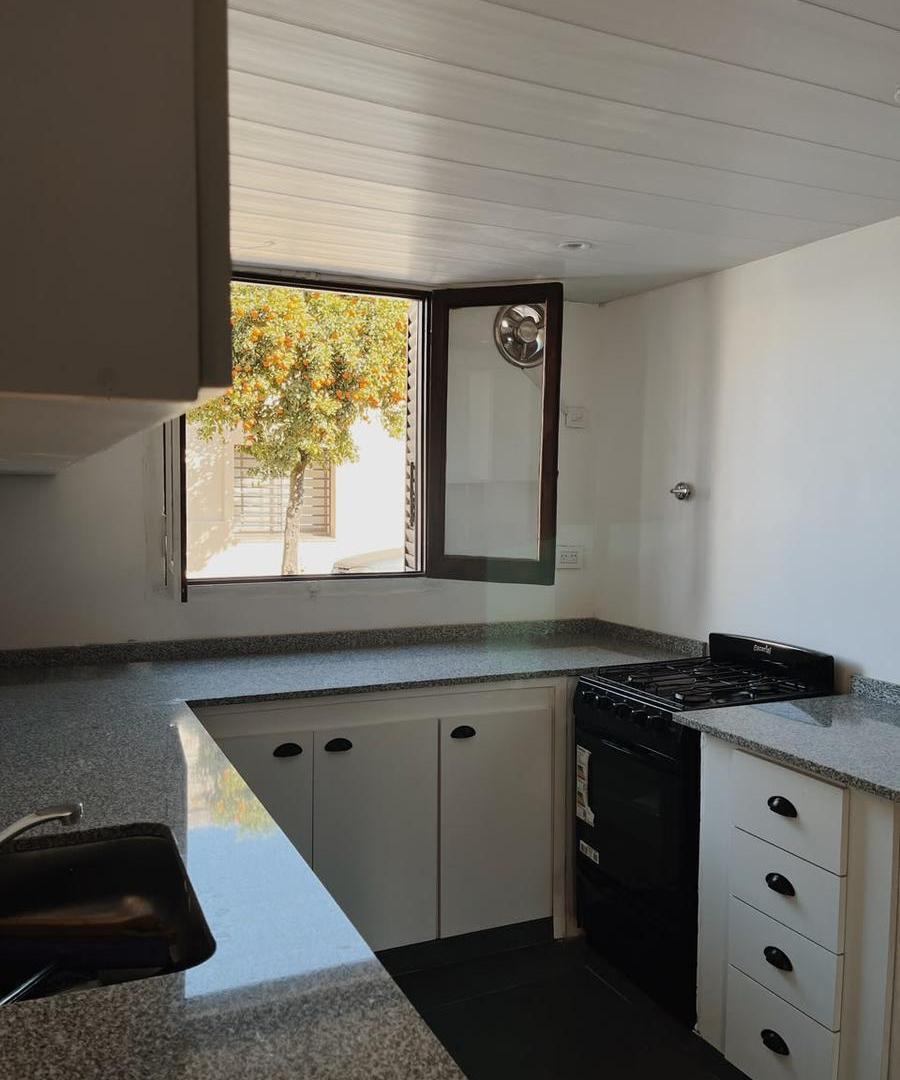 Foto de Casa en San Antonio De Areco APTA CRÉDITO refaccionada a nueva, imagen 2