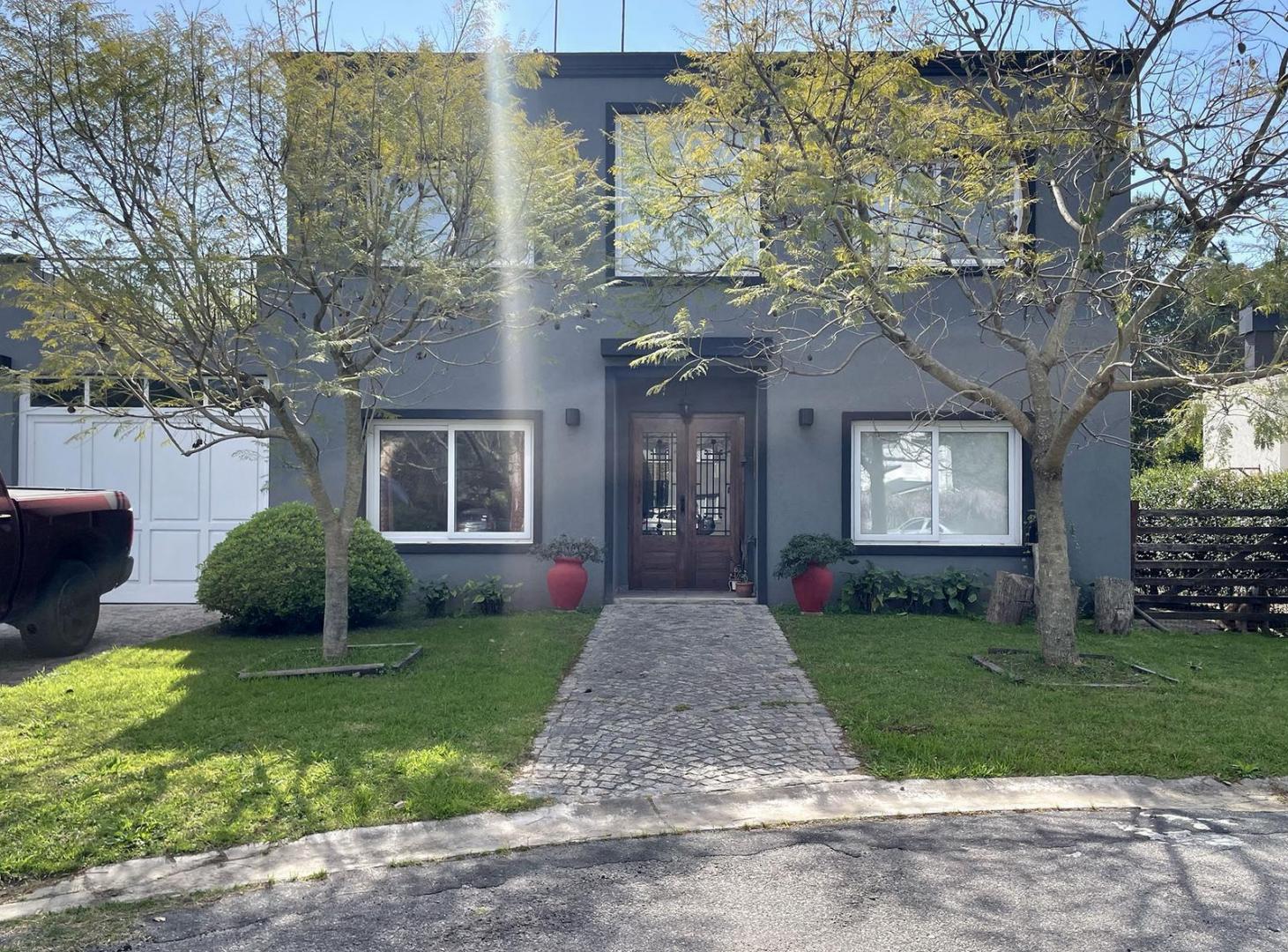 Foto de CASA 5 AMB EN BENAVIDEZ | B° PRIVADO DE 10 CASAS | PILETA, imagen 4