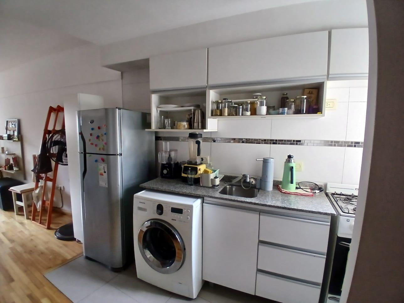 Foto de Departamento - Alquiler - Monoambiente - Balcón - Parque Chacabuco, imagen 4