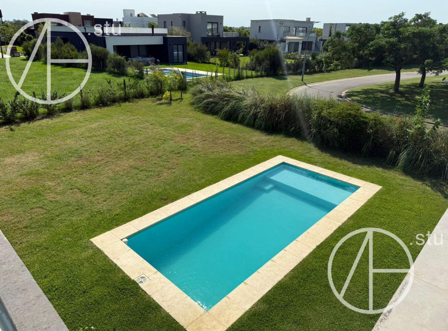 Foto de Casa en venta 5 ambientes con pileta barrio Vistas Puertos Escobar, imagen 2