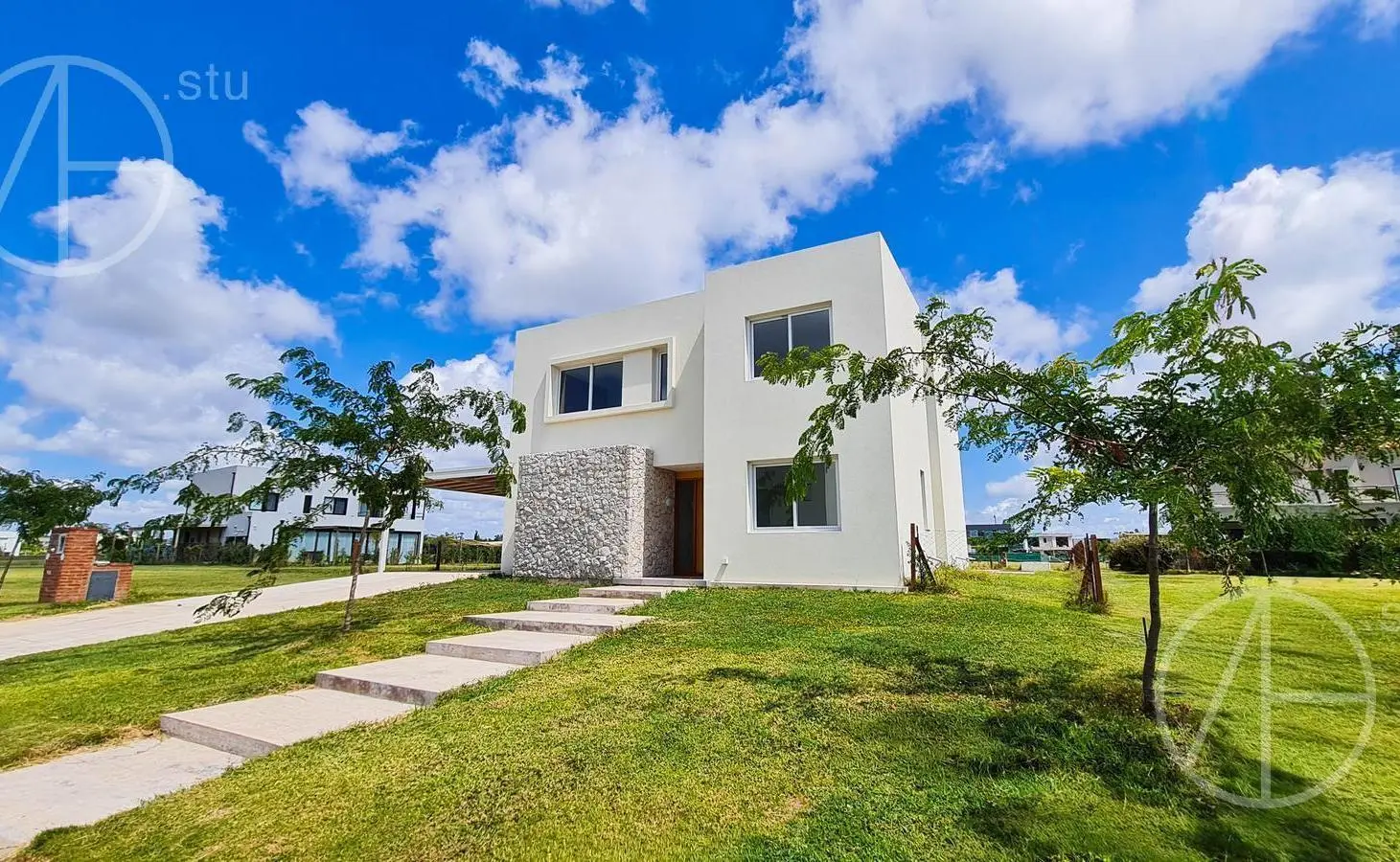 Casa en alquiler de 7 ambientes con pileta en Riberas Puertos Escobar 5