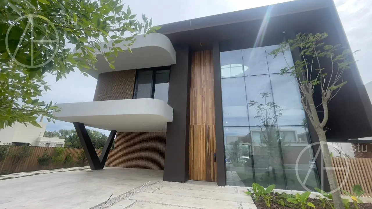 Casa en venta 4 dormitorios al rio en El Yacht Nordelta 3