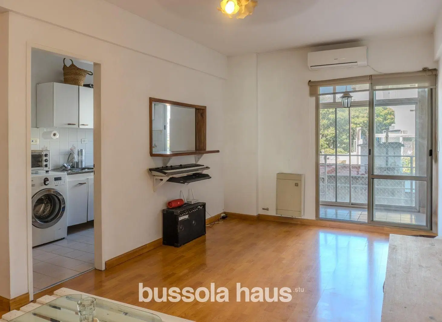 Departamento de dos ambientes en venta con balcon en Caballito 2