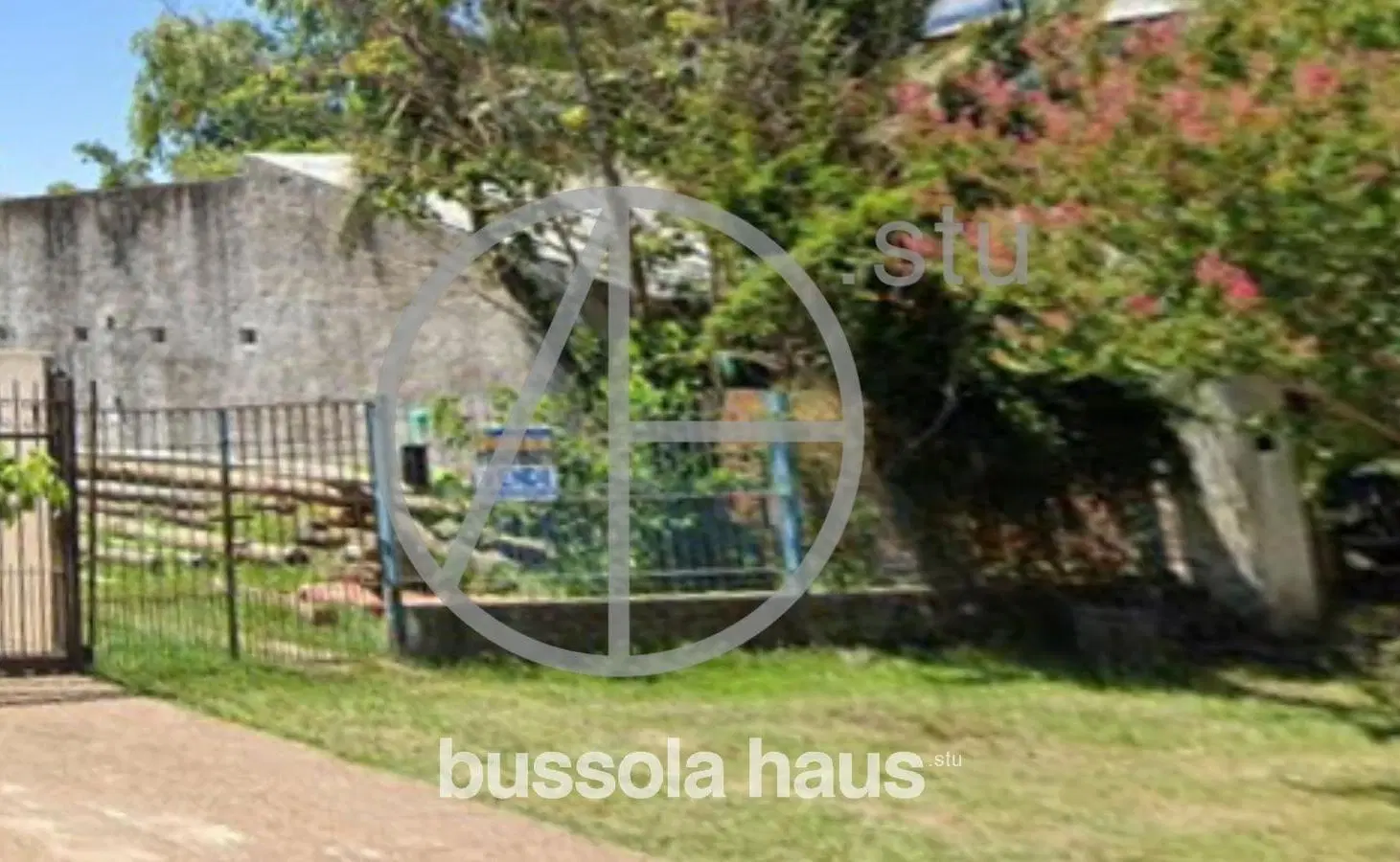 Casa en venta a refaccionar en Escobar 8