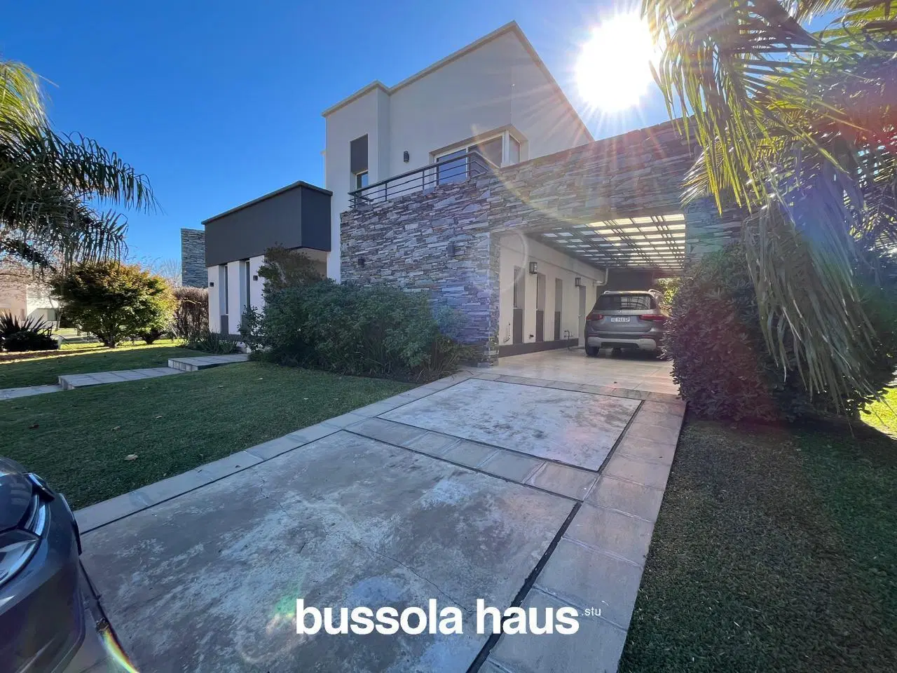 Casa en venta 4 dormitorios en lote interno en Haras de Santa Maria 3