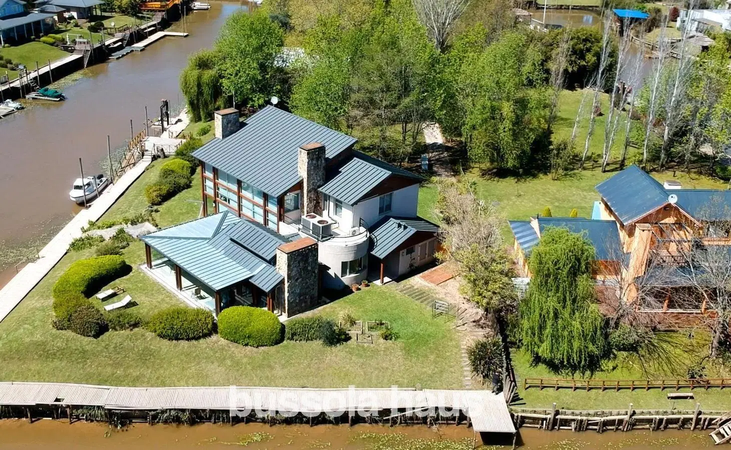 Casa 6 ambientes en Isla del Este Tigre Amoblada Amarra Propia Financiación 2