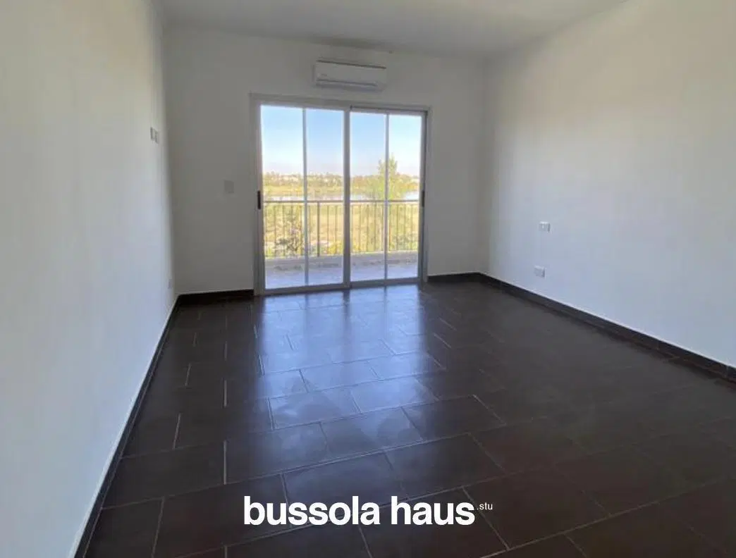 Casa en venta 4 dormitorios al Golf en San Isidro Labrador Villanueva 2