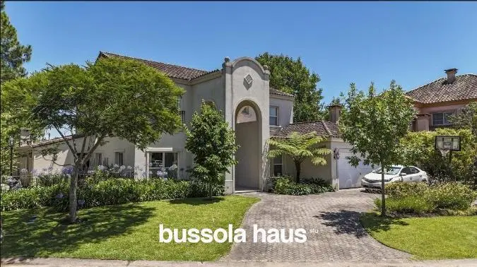 Casa en venta al lago. 2