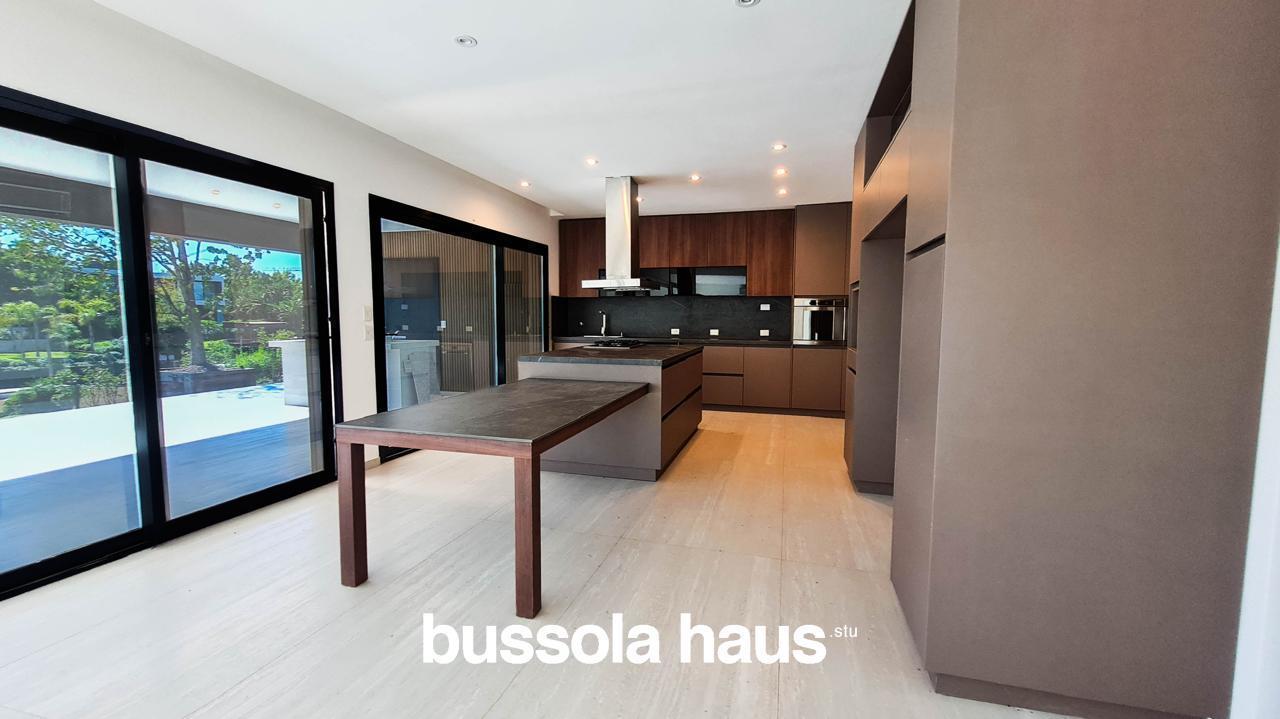 Foto de Casa en venta 5 dormitorios al río en El Yacht Nordelta, imagen 3