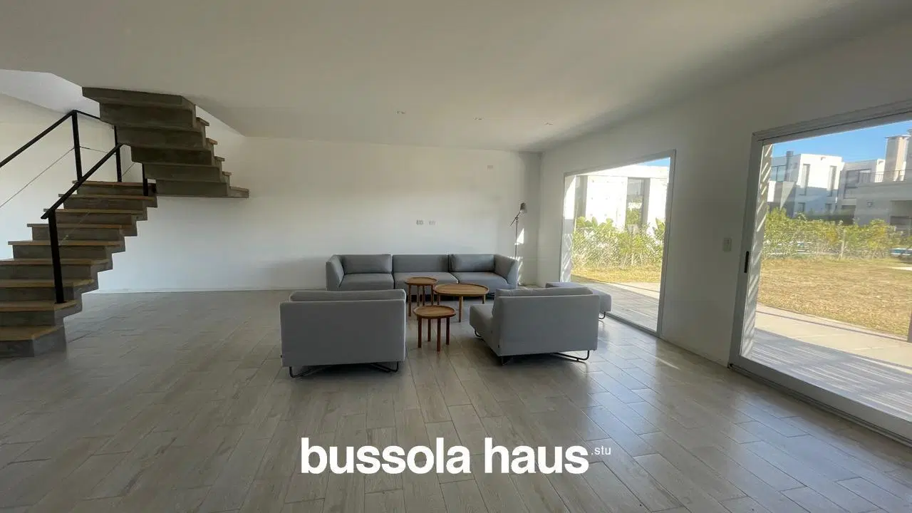 Casa 3 dormitorios lote interno en Carpinchos Nordelta 8