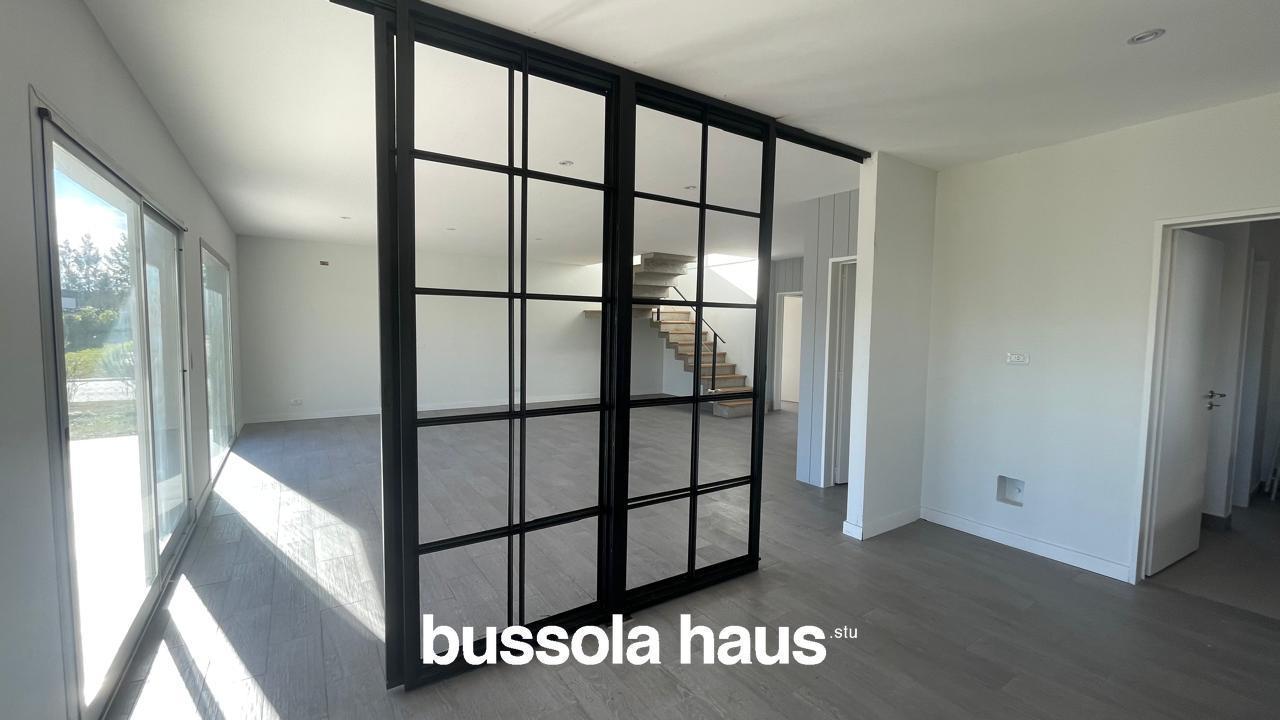 Foto de Casa 4 dormitorios en lote interno en Carpinchos Nordelta, imagen 5