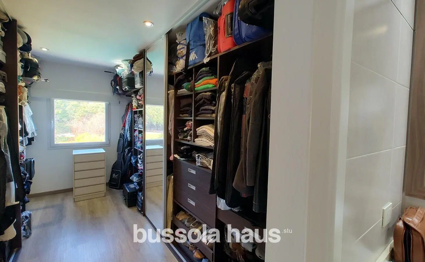 Casa en venta 7 ambientes al lago pileta barrio  El Encuentro Tigre oportunidad 8