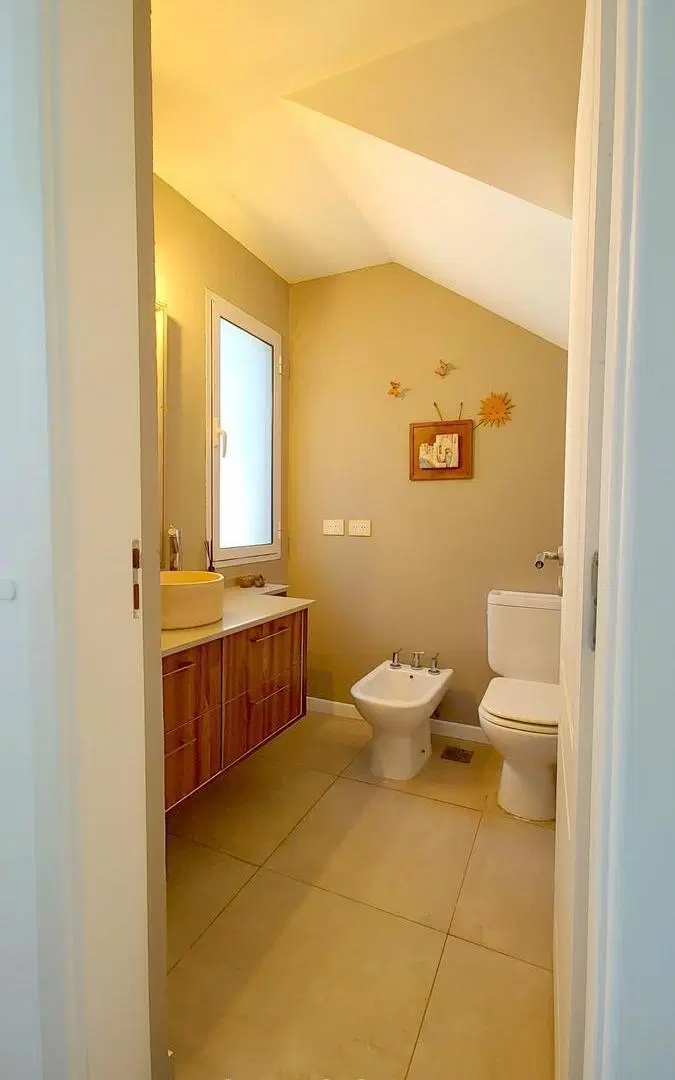 Casa en venta 7 ambientes al lago pileta barrio  El Encuentro Tigre oportunidad 2