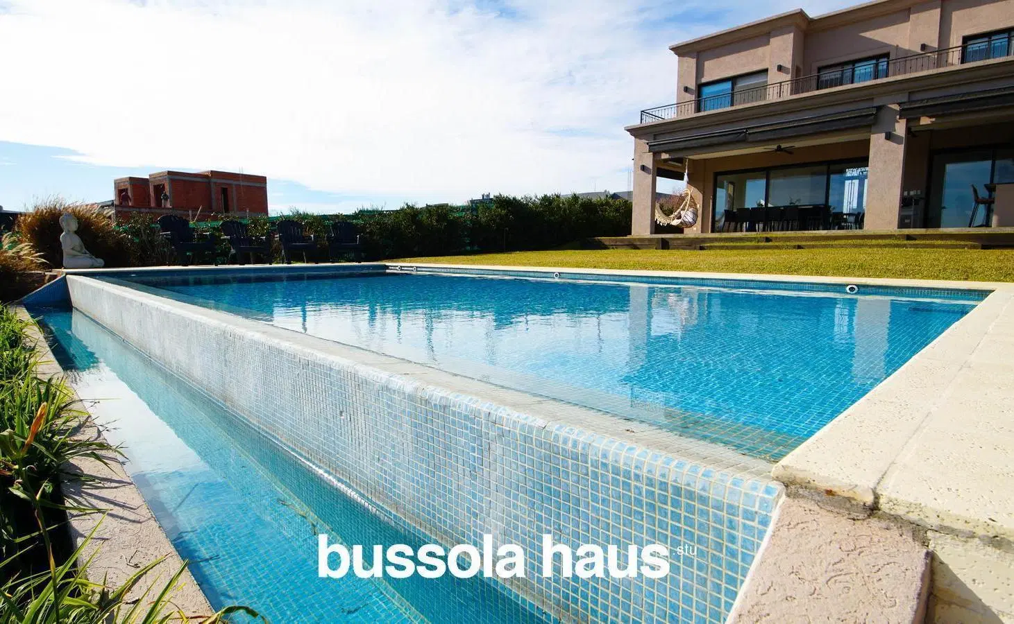 Casa en venta a la laguna en Naudir 2