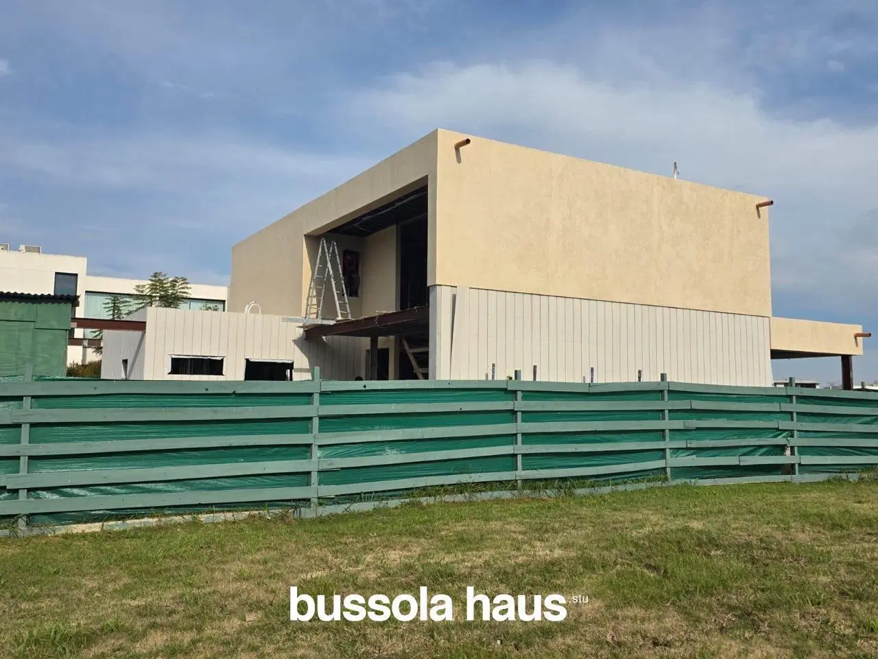 Casa en construccion 3 dormitorios al lago en Marinas Puertos del Lago 8