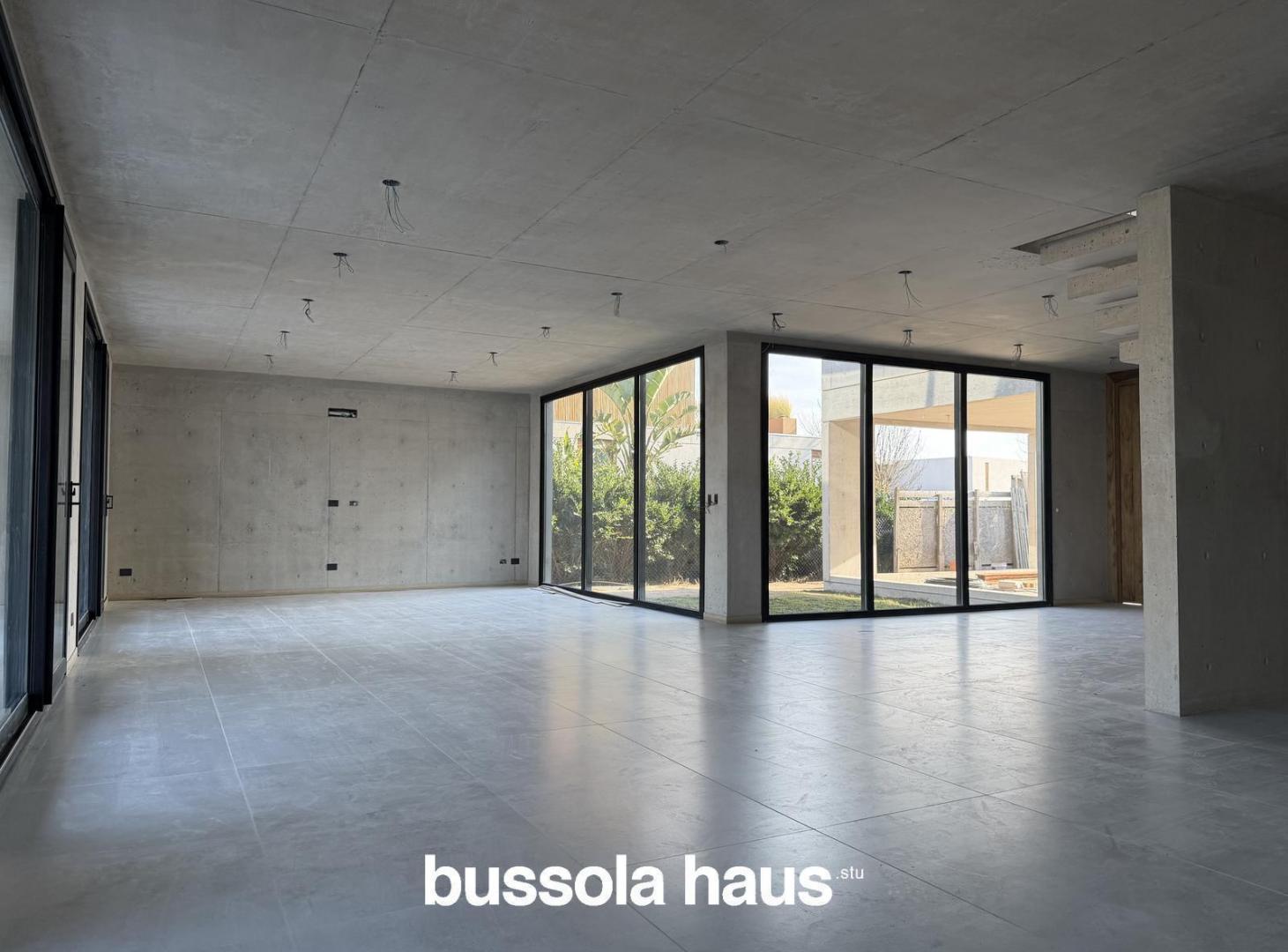 Foto de Casa en venta a la laguna en Virazon Nordelta, imagen 1