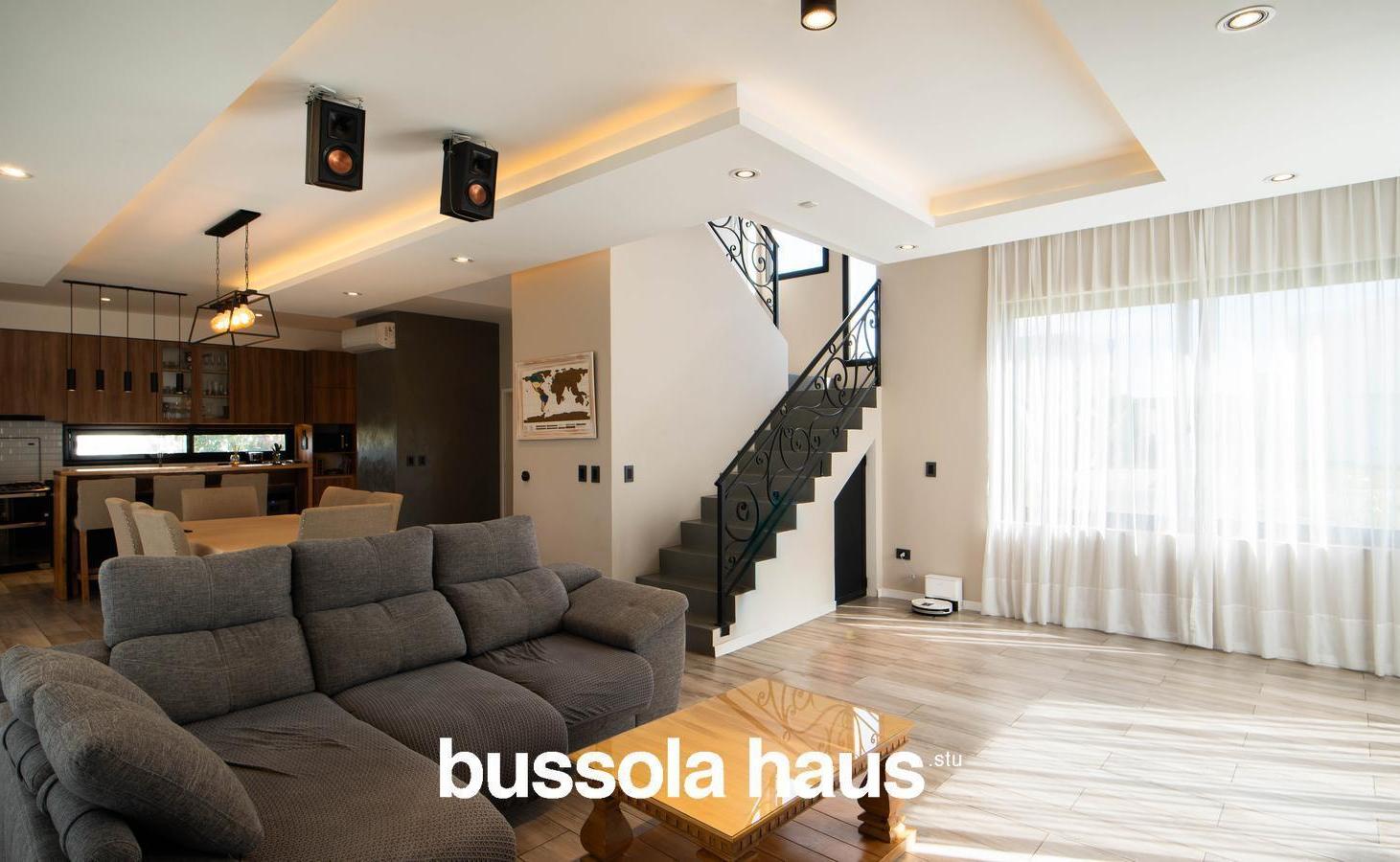Foto de Casa venta 6 ambientes piscina Acacias Puertos Escobar, imagen 2