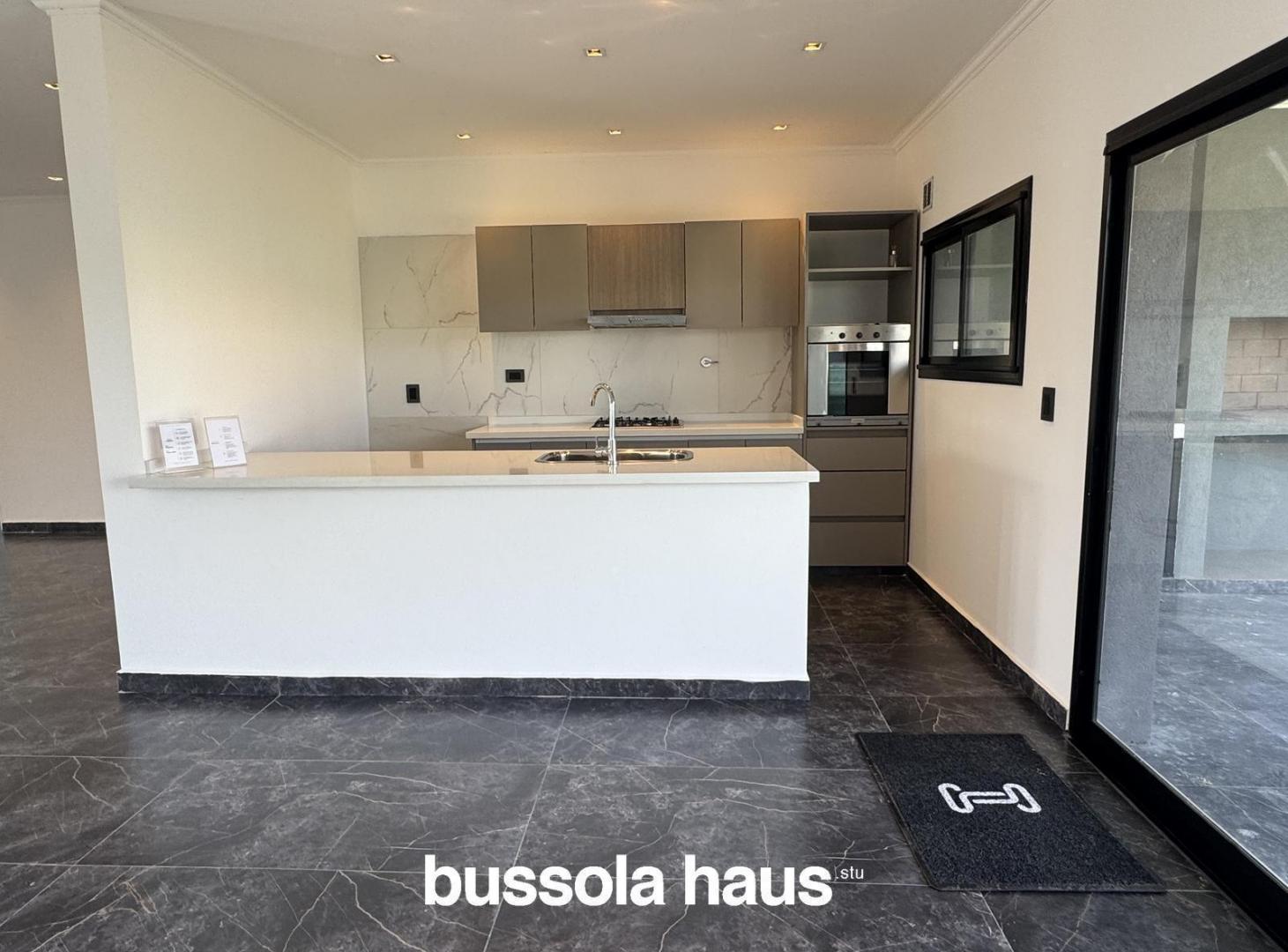 Foto de Casa en venta una planta a estrenar 4 dormitorios en San Pablo Pilar, imagen 1