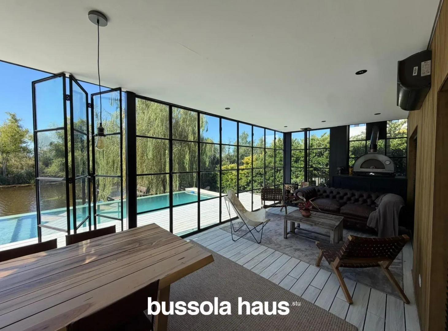 Foto de CASA AL AGUA EN VENTA DE 4 AMBIENTES SOBRE DOS LOTES, imagen 1