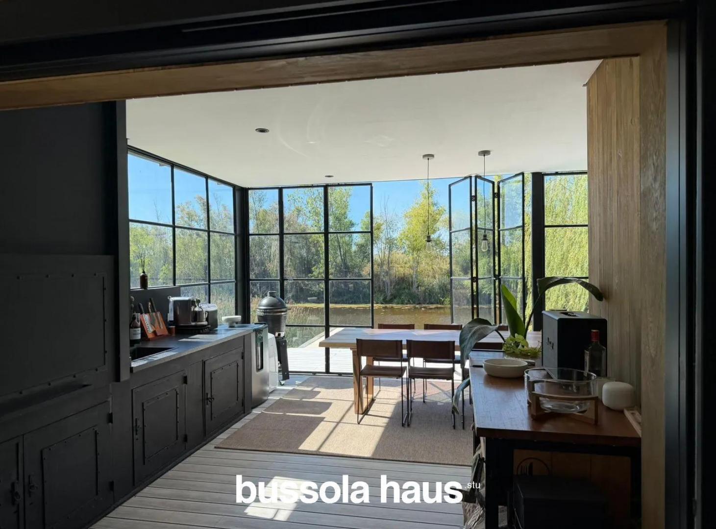Foto de CASA AL AGUA EN VENTA DE 4 AMBIENTES SOBRE DOS LOTES, imagen 4