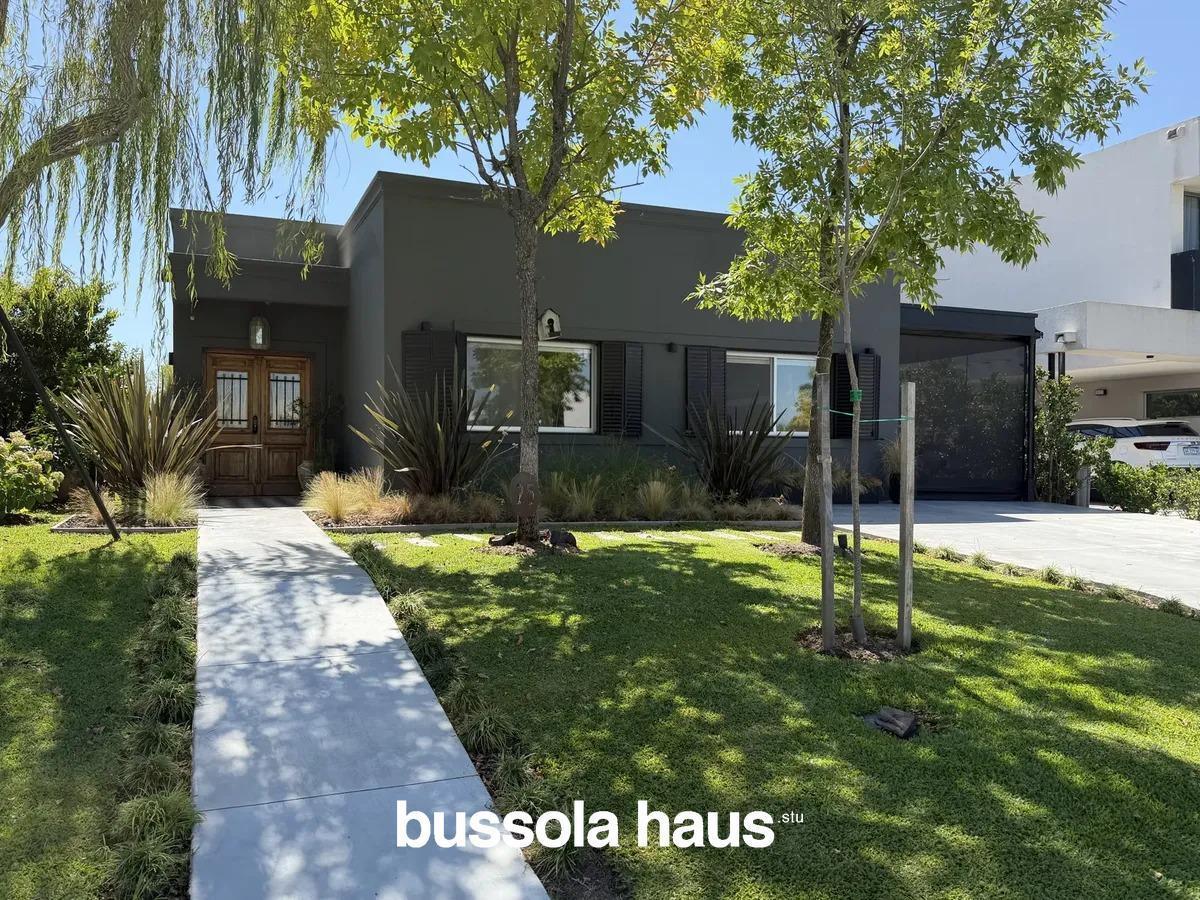 Foto de CASA AL AGUA EN VENTA DE 4 AMBIENTES SOBRE DOS LOTES, imagen 5